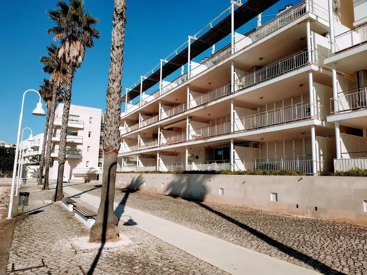 Apartment R. Teixeira Da Mota