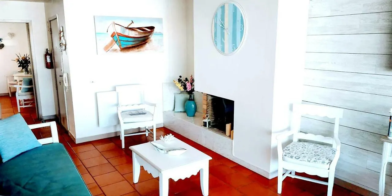 Apartment R. Teixeira Da Mota Portogallo